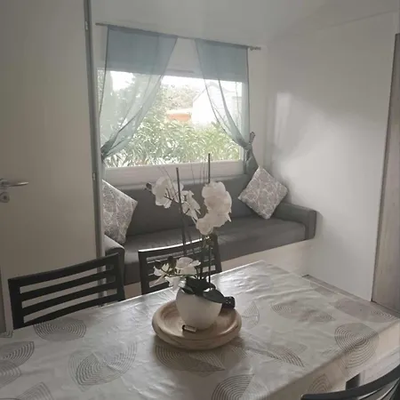 Campsite Le Cosy De Tess Mobil-home Sublima 6 Personnes *